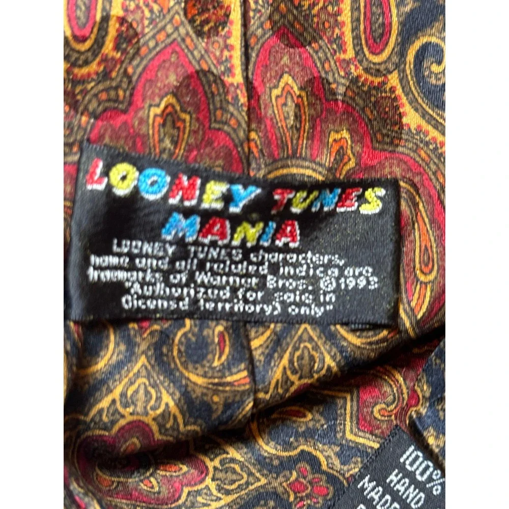 Vintage 1993 Looney Tunes Characters Mania Paisley Print 100% Silk Made in Korea